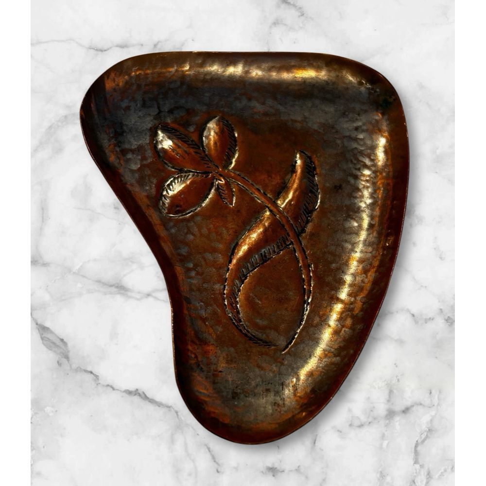 Copper Floral Trinket Dish Or Wall Hanging 3" x 4"‎